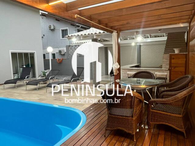 #138 - Casa para Temporada em Bombinhas - SC