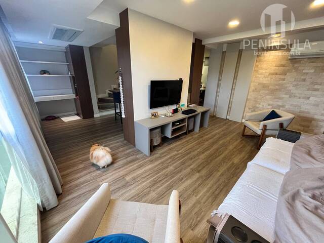 #193 - Apartamento para Venda em Porto Belo - SC