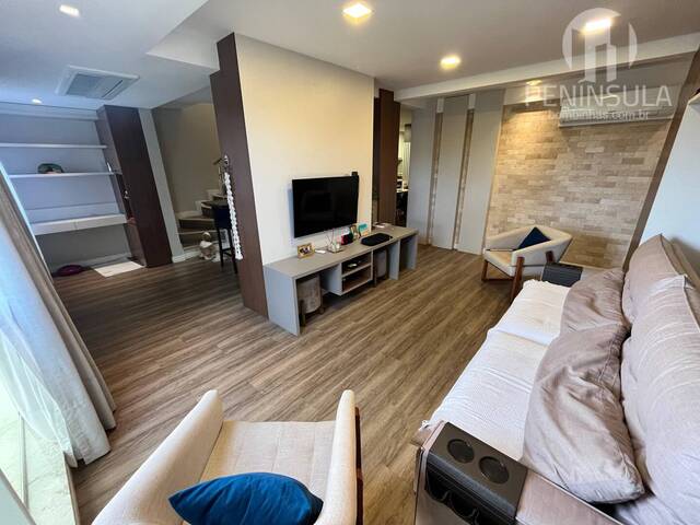 #193 - Apartamento para Venda em Porto Belo - SC
