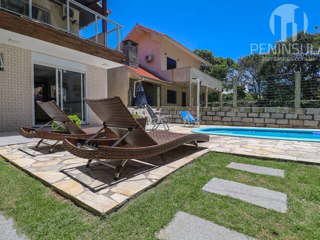 #198 - Casa para Temporada em Bombinhas - SC