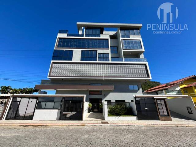 #210 - Apartamento para Venda em Bombinhas - SC