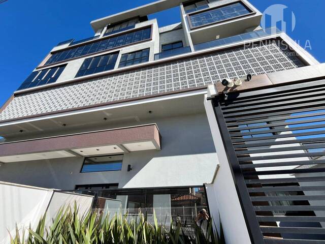 #210 - Apartamento para Venda em Bombinhas - SC