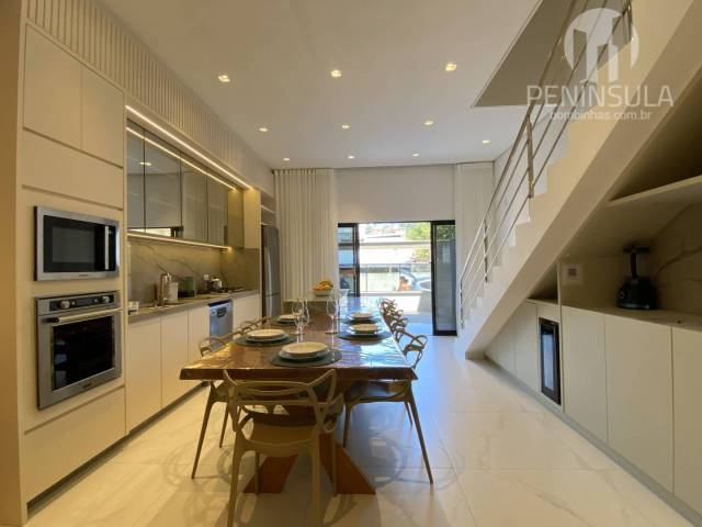 #211 - Apartamento para Temporada em Bombinhas - SC