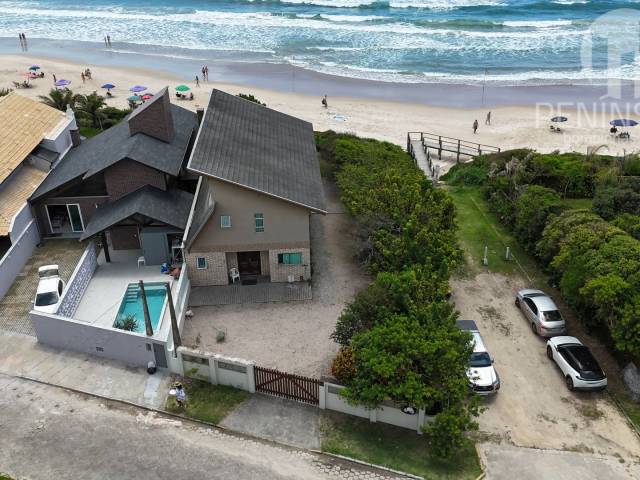 #213 - Casa para Temporada em Bombinhas - SC